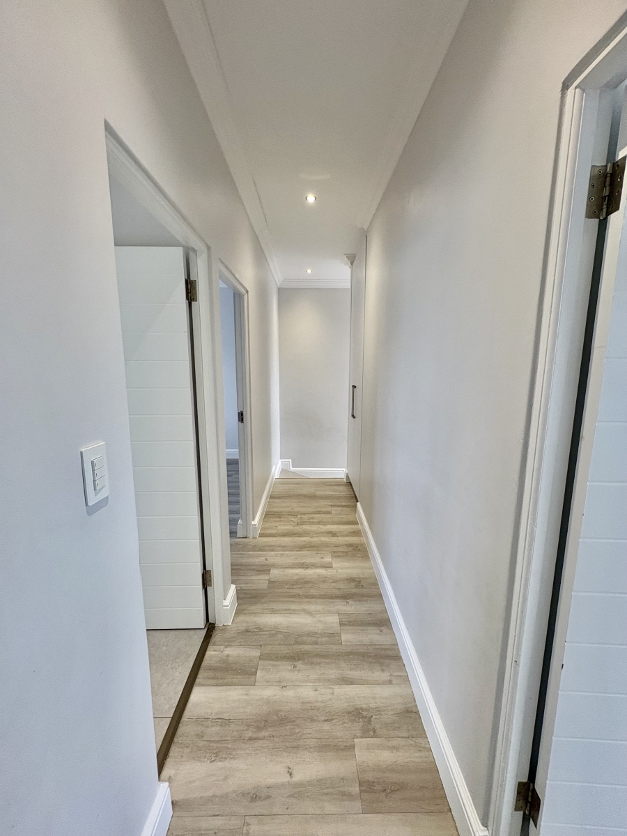 4 Bedroom Property for Sale in Sandown Western Cape